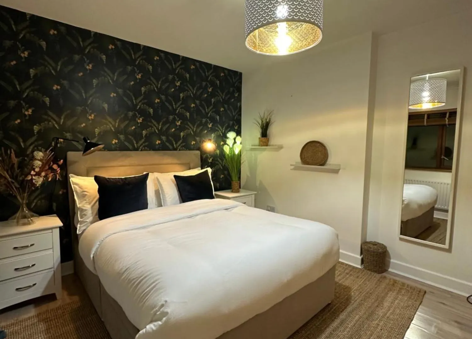 Blush Jungle - Homestay Dublin